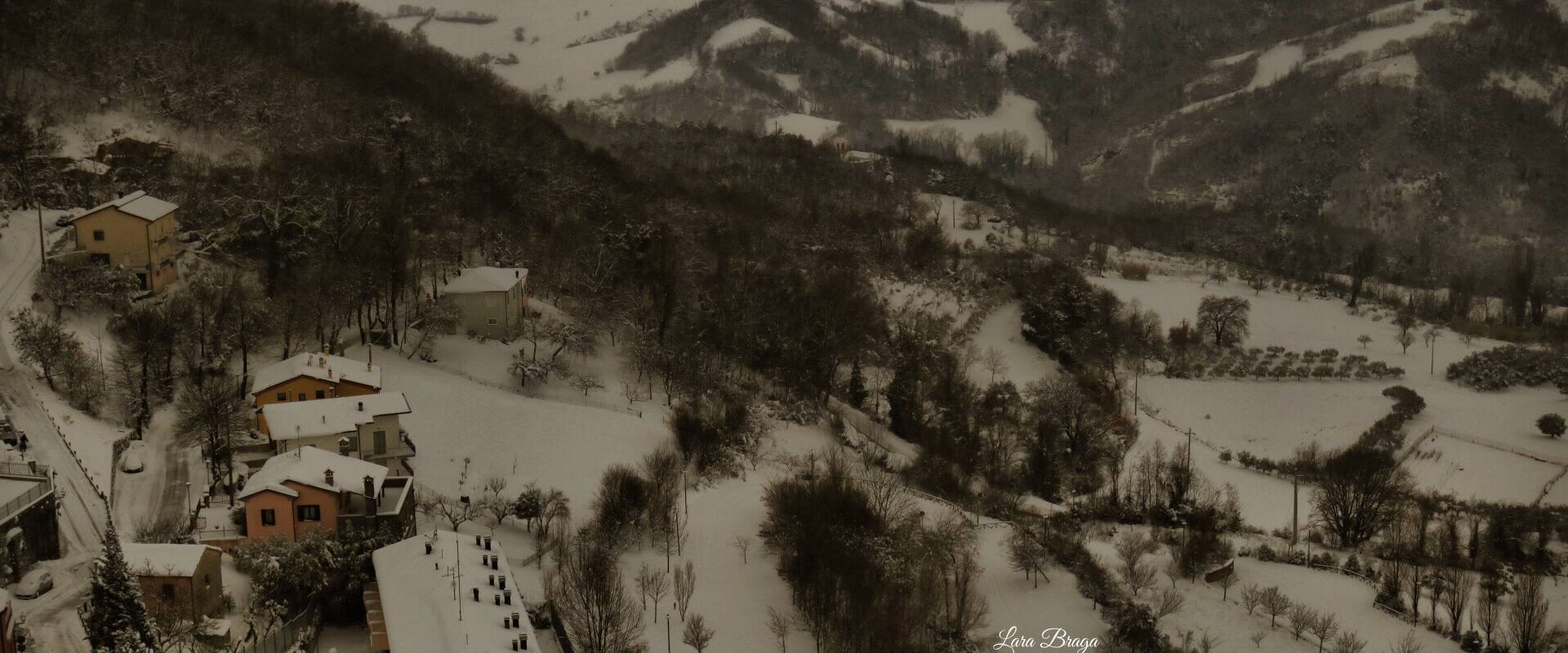 La Rocca e la neve5 foto di Larabraga19